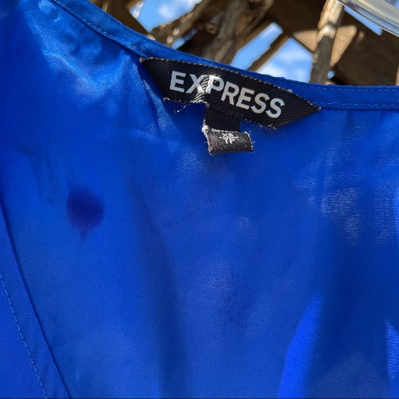 Express Blue V-neck Top - Picture 3 of 4